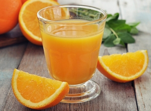 {Lời  khuyên} Trào ngược dạ dày có nên uống nước cam không?
